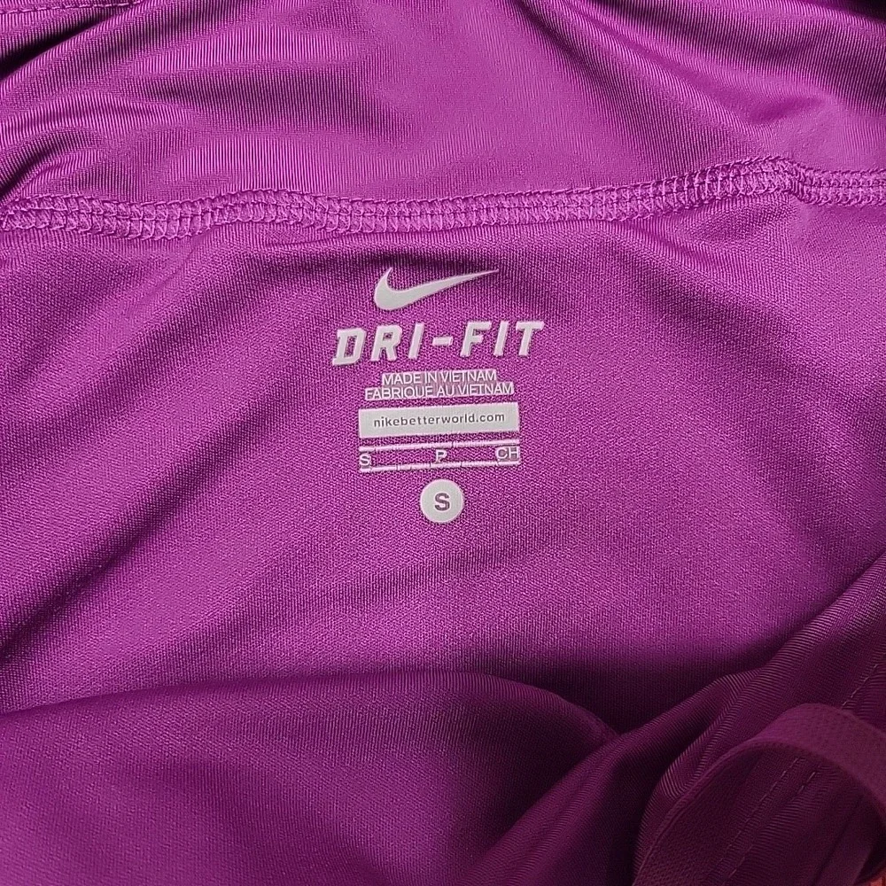 Nike Running Shorts Womens Small Purple Dri-Fit Geometric Athletic Gym Training